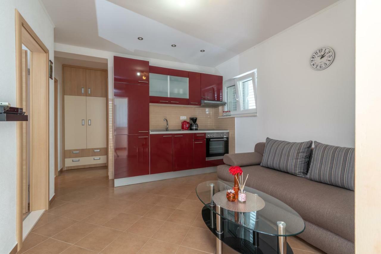 Apartment Nives Трогир Экстерьер фото