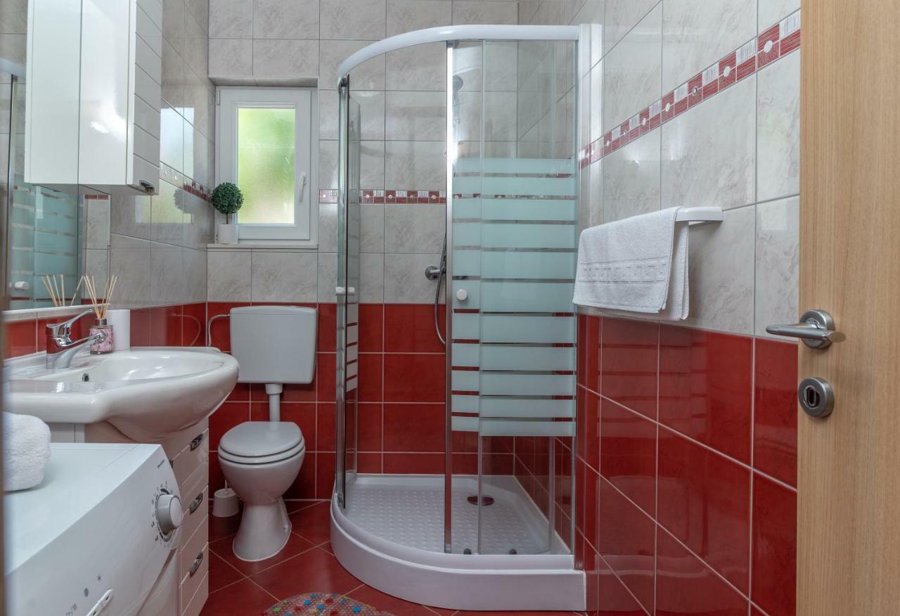 Apartment Nives Трогир Экстерьер фото