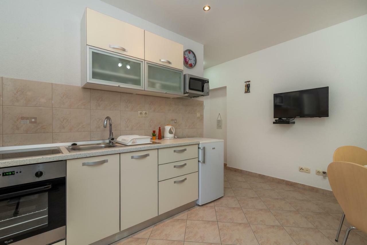 Apartment Nives Трогир Экстерьер фото